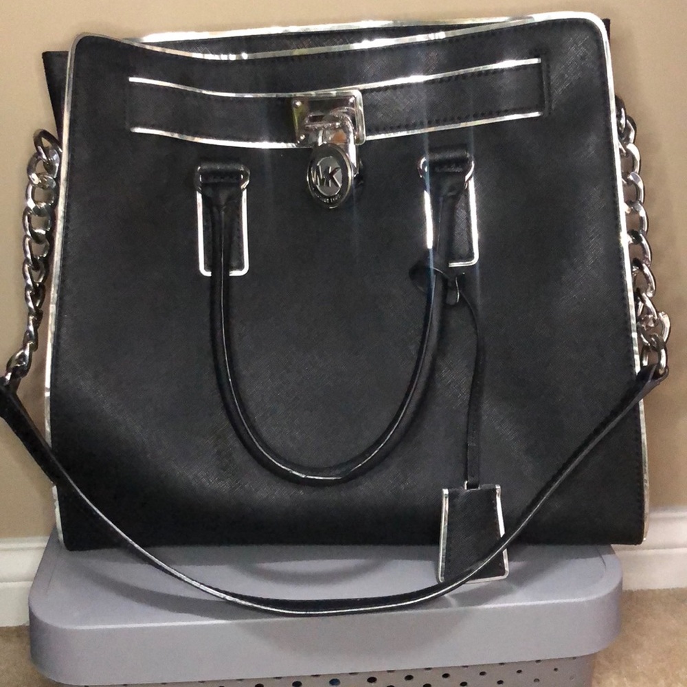Pre Loved Large Michael Kors Hamilton